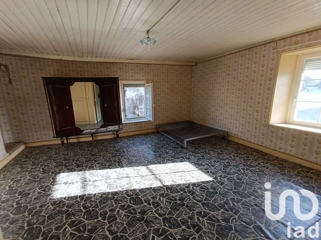 Photo 3 - Maison à JONVELLE