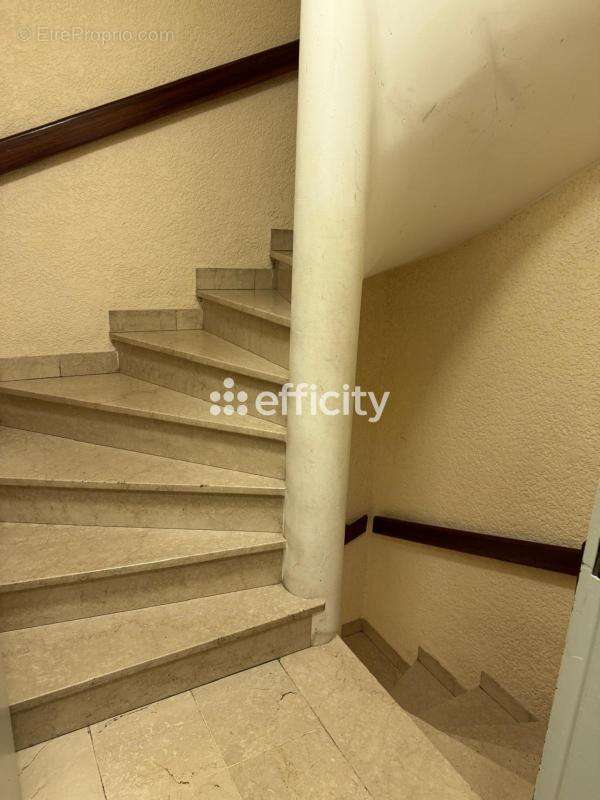 Appartement à VIGNEUX-SUR-SEINE