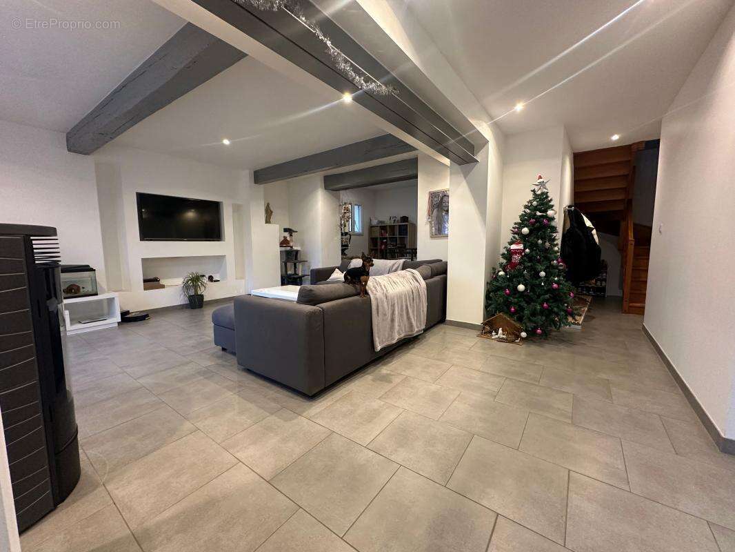 Maison À Vendre T4 - photo 2