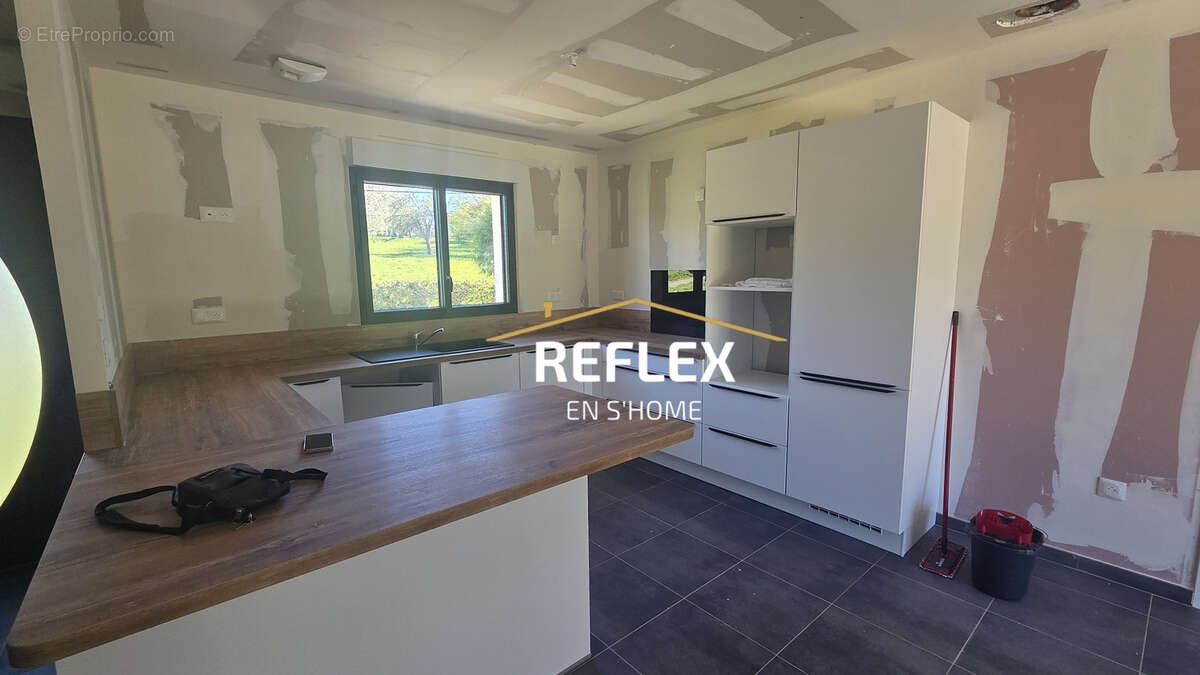 Maison à NOEUX-LES-AUXI