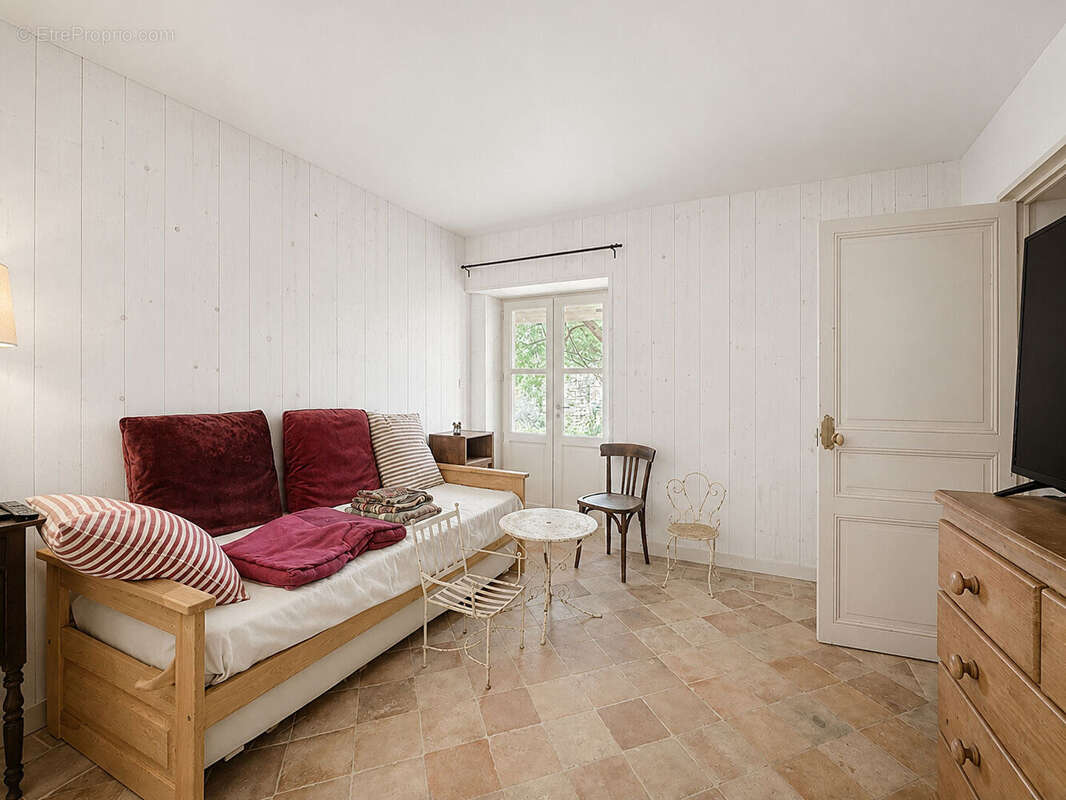 Maison Loix 8 pièce(s) 205 m2 - photo 14