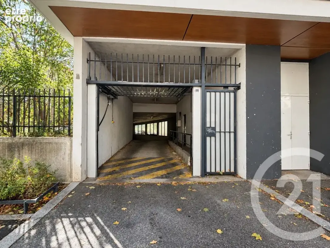 Parking à vendre à Grenoble (38100) - photo 4