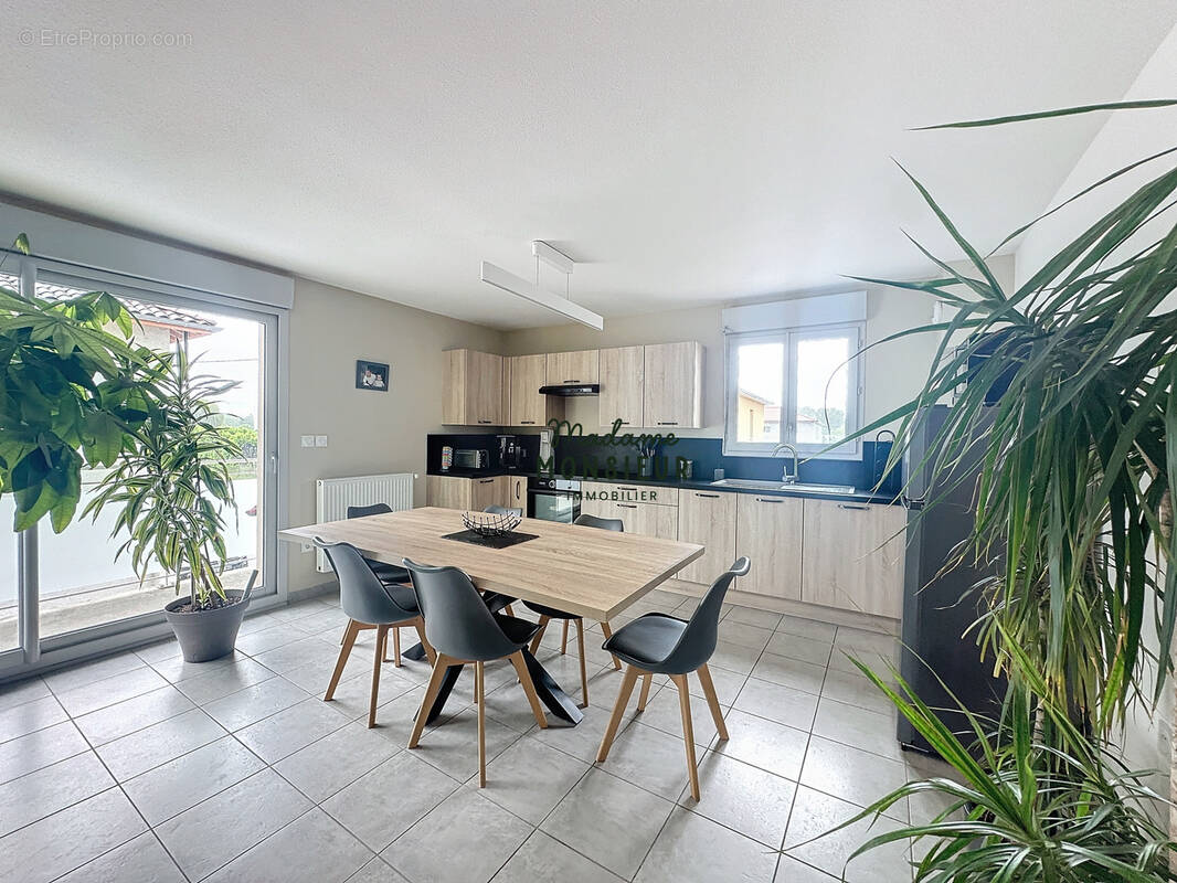 Appartement à BOURGOIN-JALLIEU