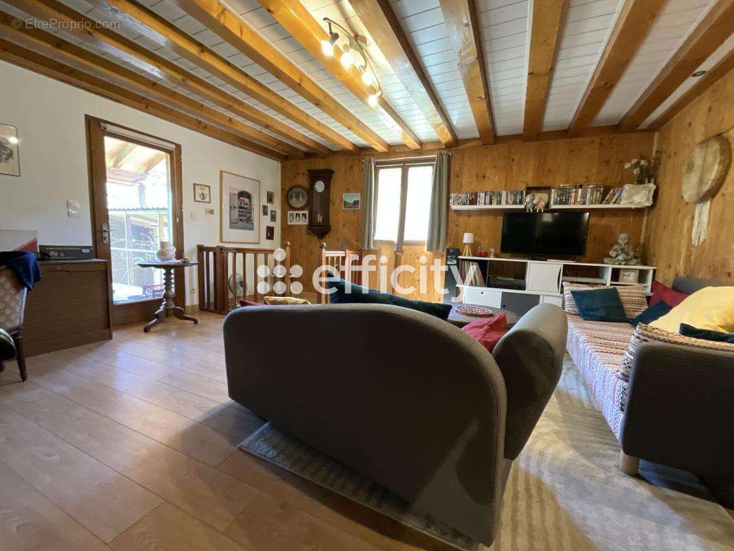 Maison 178 m² à Flaviac  - photo 11
