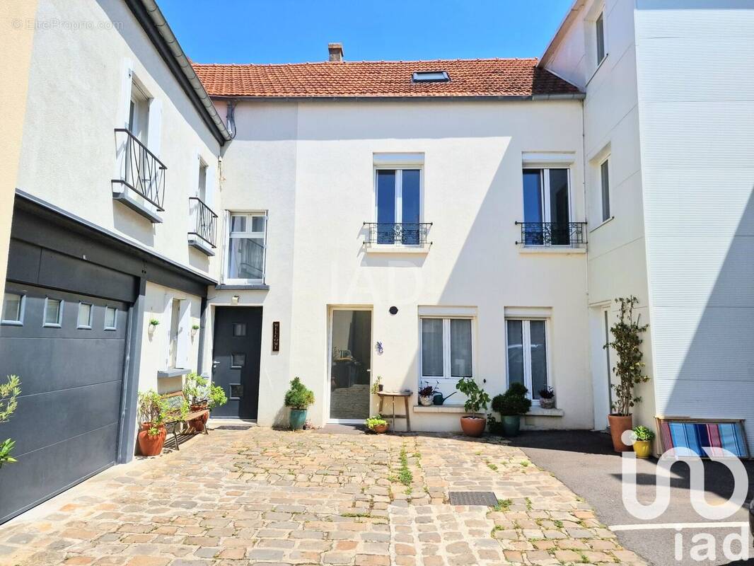 Photo 1 - Appartement à SAULX-LES-CHARTREUX