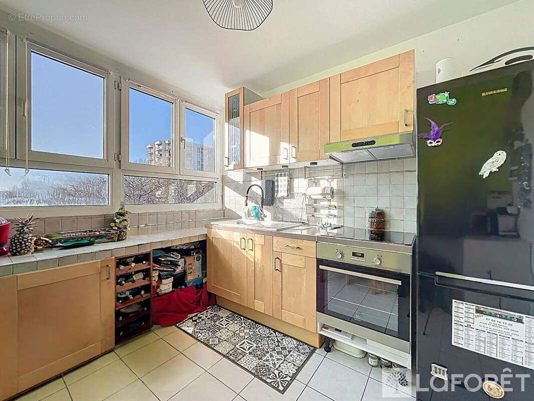 Appartement à SAINT-MICHEL-SUR-ORGE