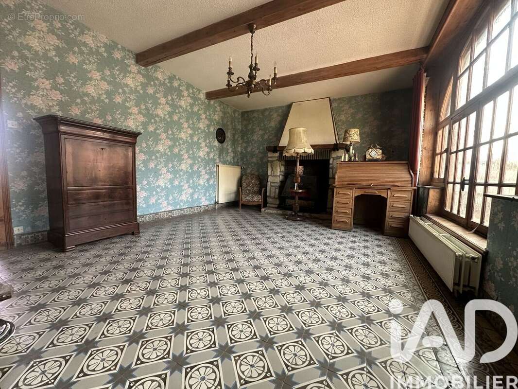 Maison 118 m² à Haucourt  - photo 2