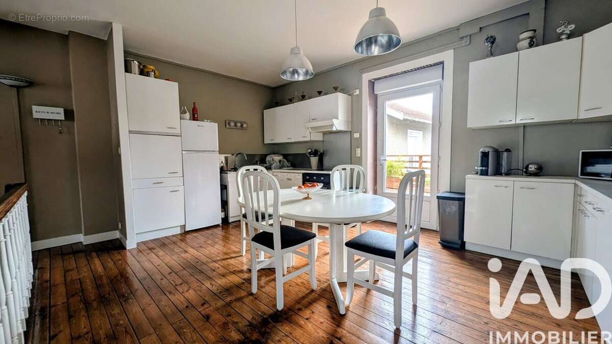 Photo 4 - Maison à NANTIAT