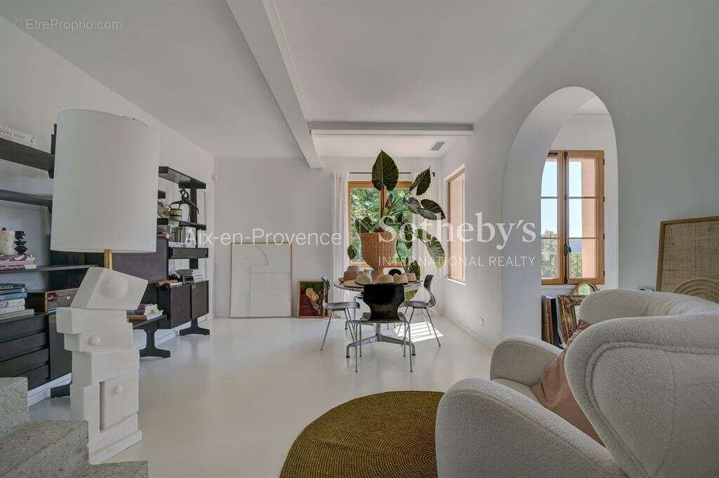 Maison à AIX-EN-PROVENCE