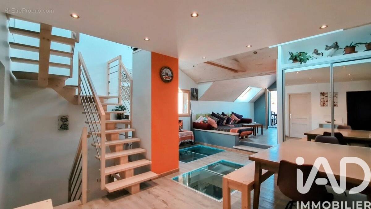 Photo 1 - Appartement à ROCHEJEAN