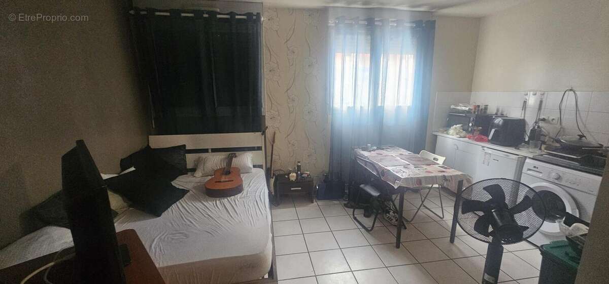 Appartement à DECINES-CHARPIEU