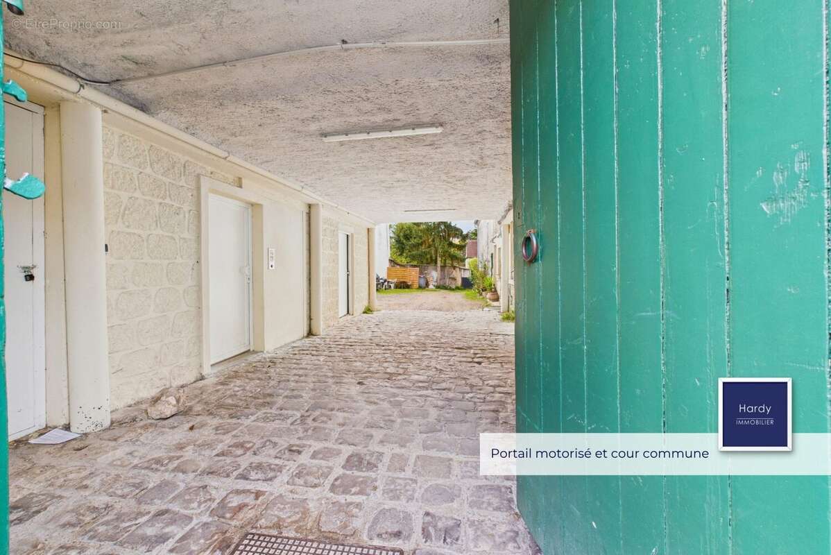 Appartement à PIERRELAYE