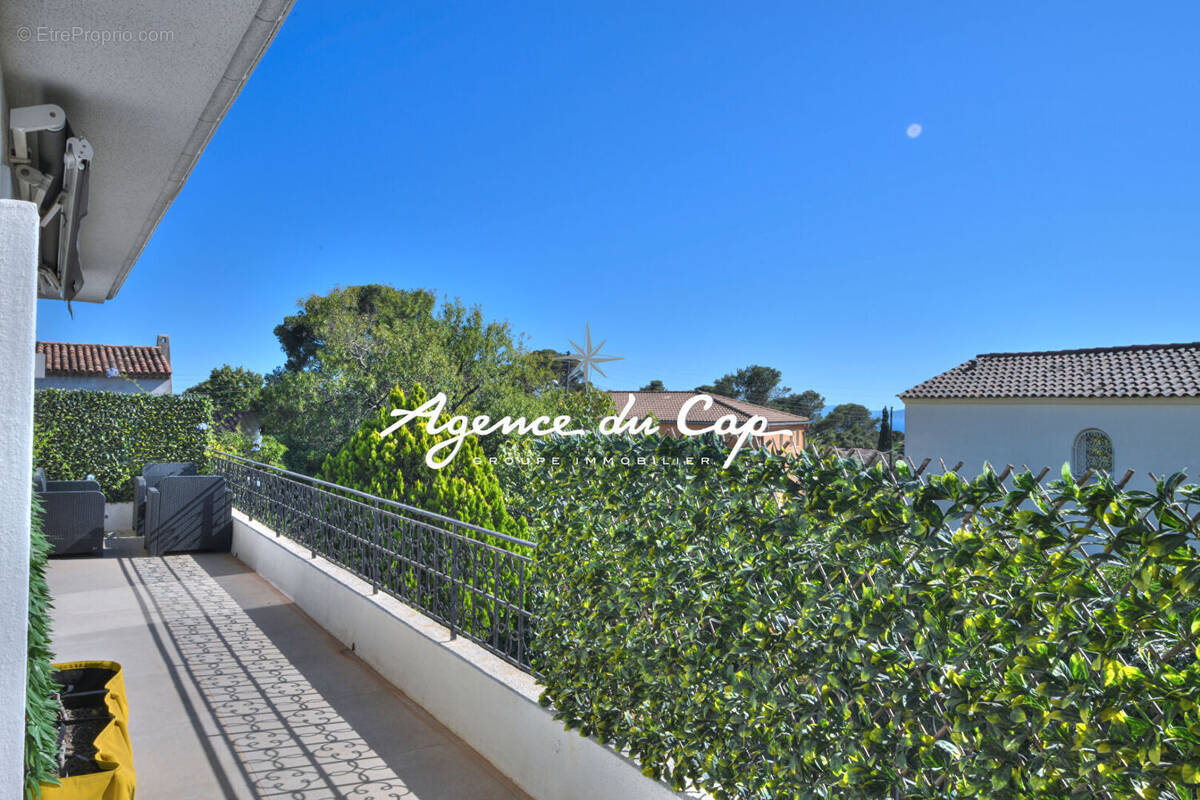 Appartement à SAINT-RAPHAEL