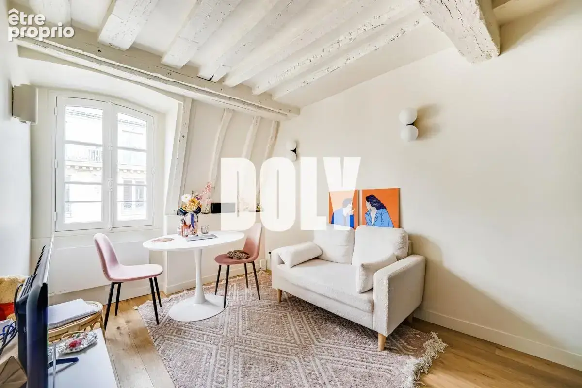 Appartement à PARIS-7E
