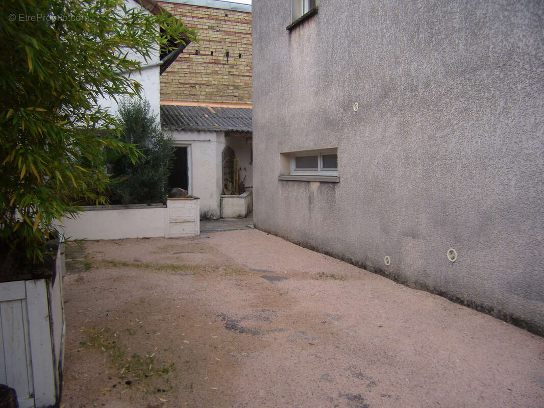 Maison à SAINT-MARCEL