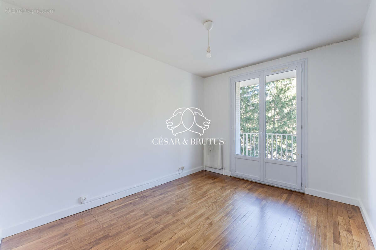 Appartement à OULLINS