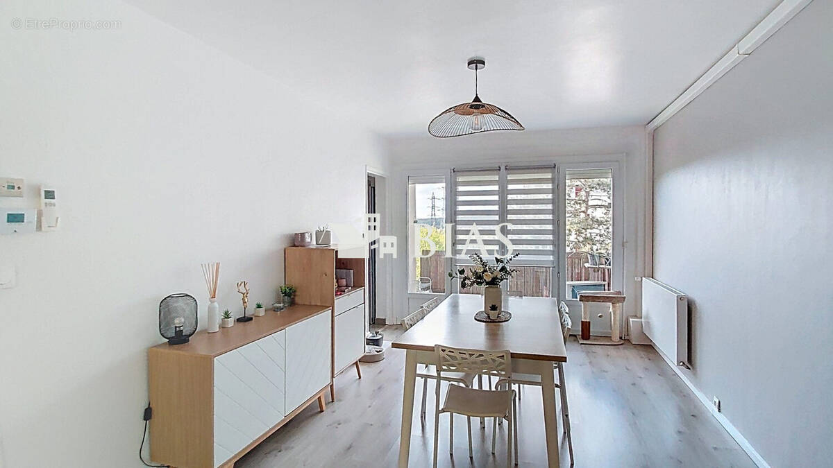 Appartement à MOULINEAUX