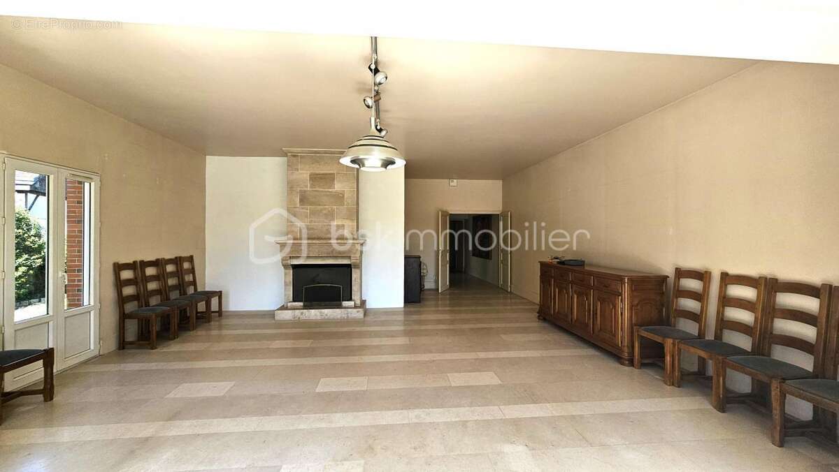  À VENDRE – Une maison qui a du cœur sur la comune S/T JEAN DE BRAYE !  - photo 6