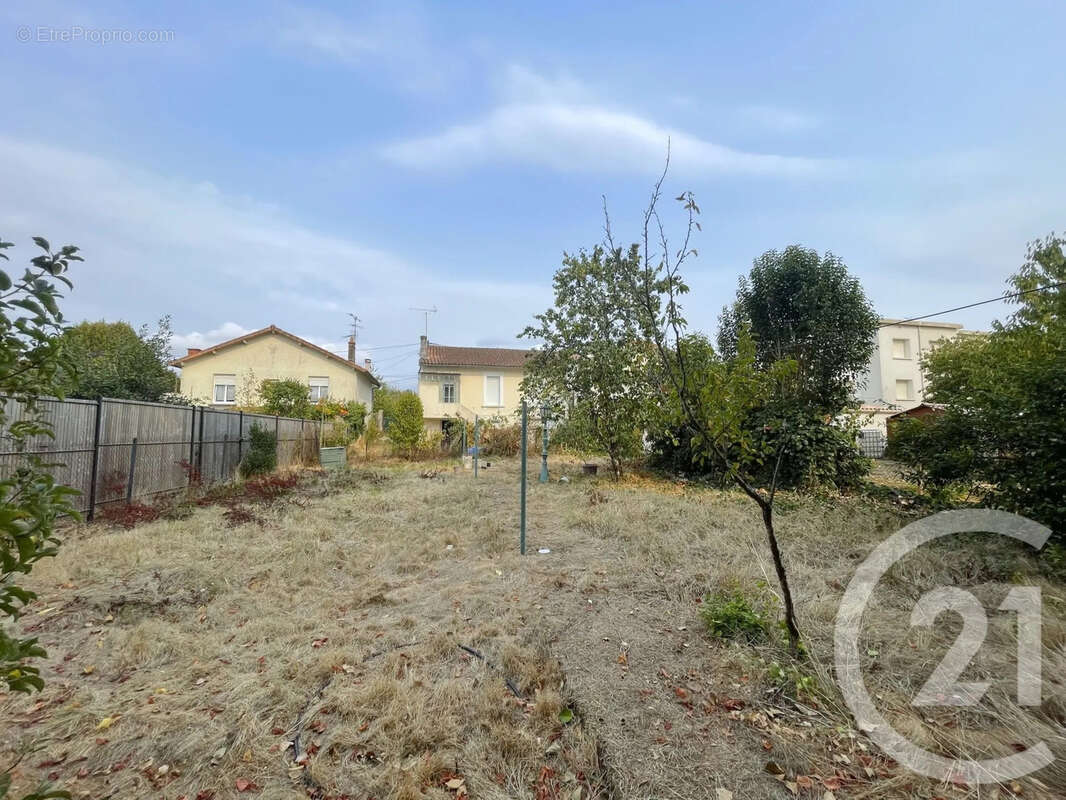 Maison 80 m² à Angouleme  - photo 12