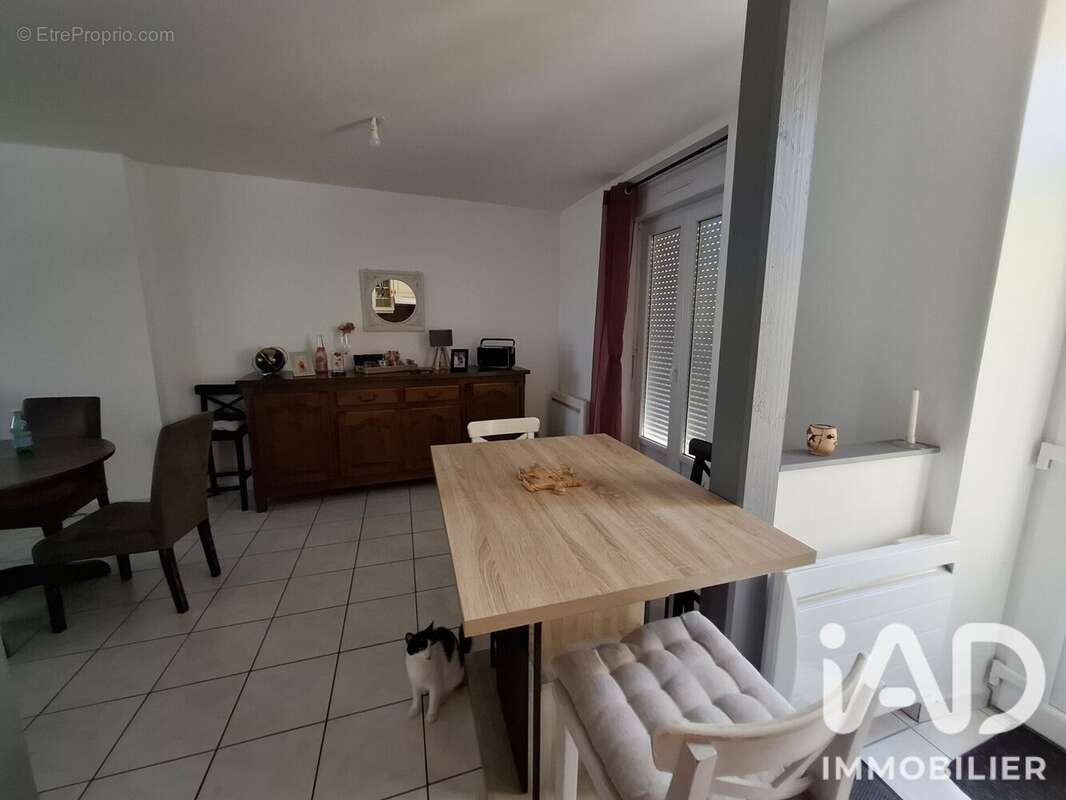 Maison 89 m² à Conlie  - photo 7
