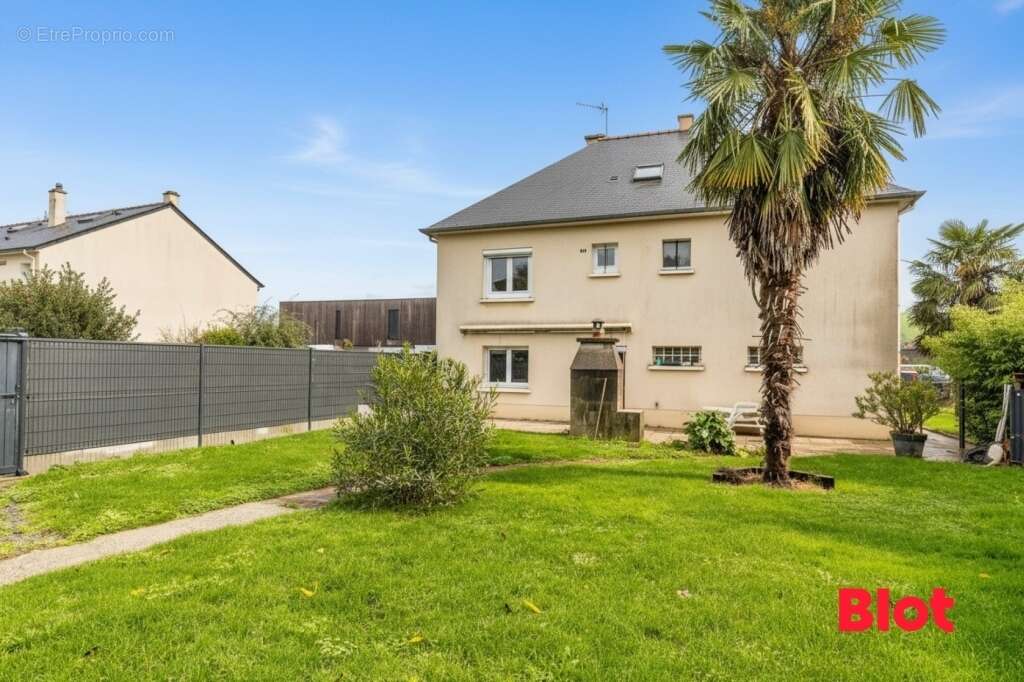 Maison à SAINT-GILLES