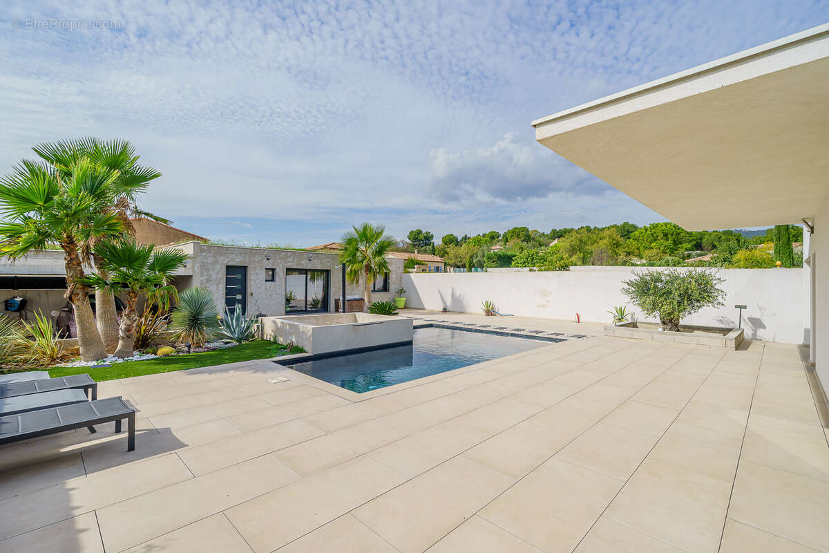 Maison à MARSEILLE-13E