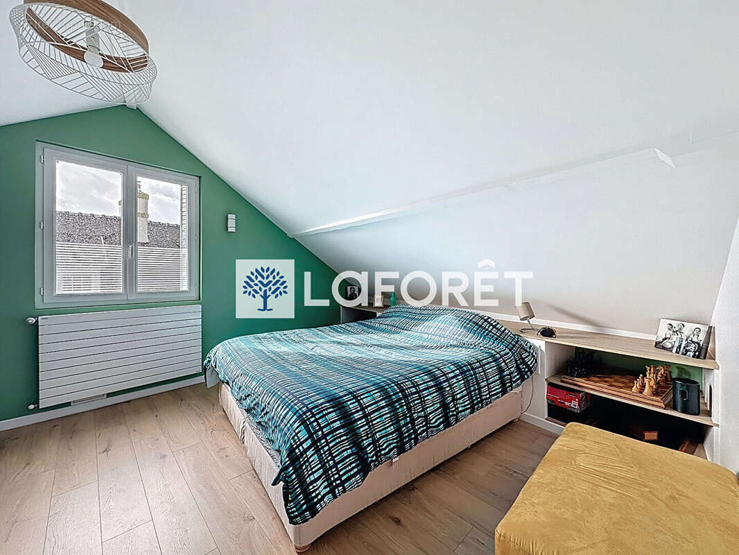 Maison à SAINT-NOM-LA-BRETECHE