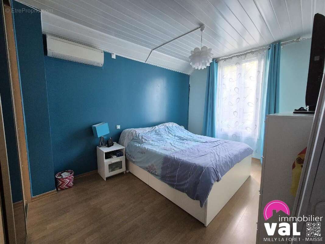 Maison à MILLY-LA-FORET