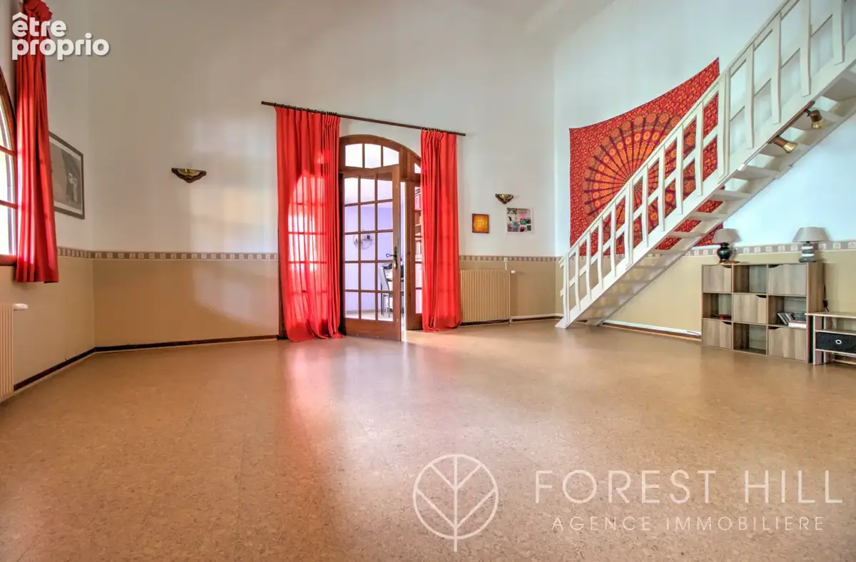 Maison de 350 m2 au fort potentiel de Gîte, Projet Familial ou Bien-être - photo 5