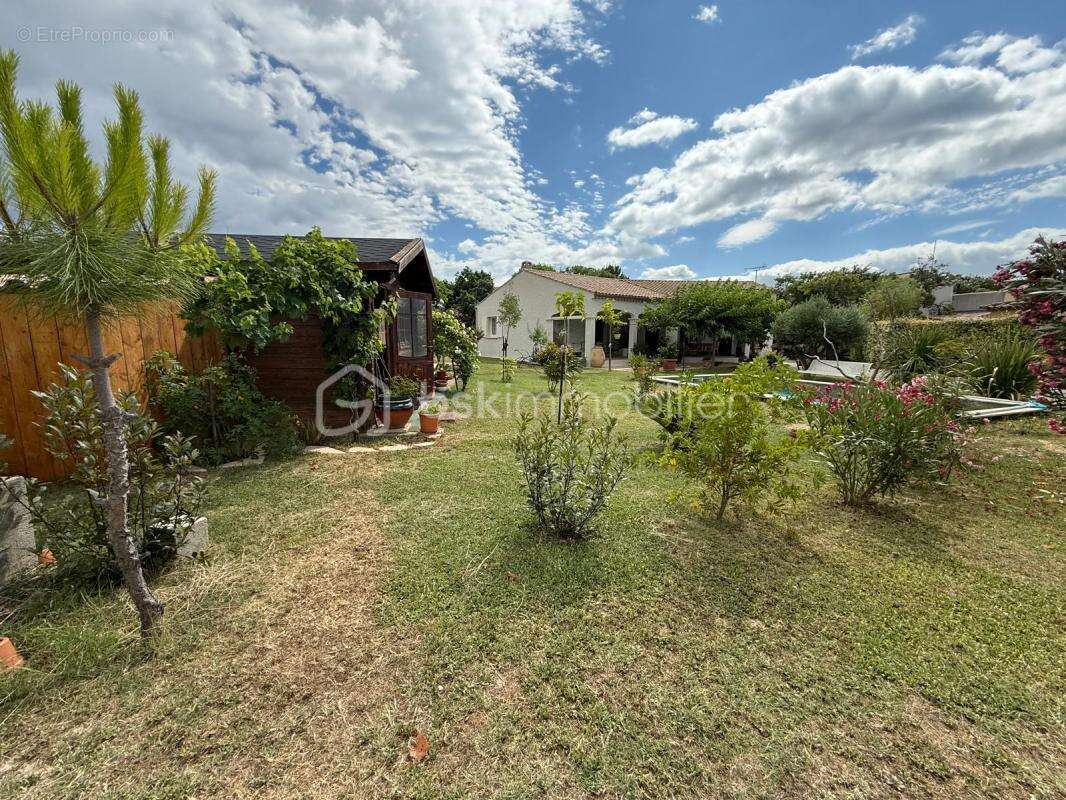 Villa avec piscine + garage de 150m² - photo 17
