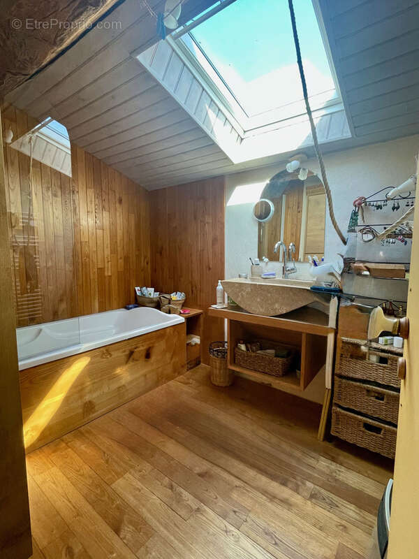Charmante maison 4 chambres avec jardin et dépendances - photo 18