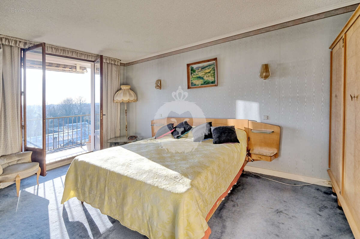 Appartement à SAINT-MAUR-DES-FOSSES