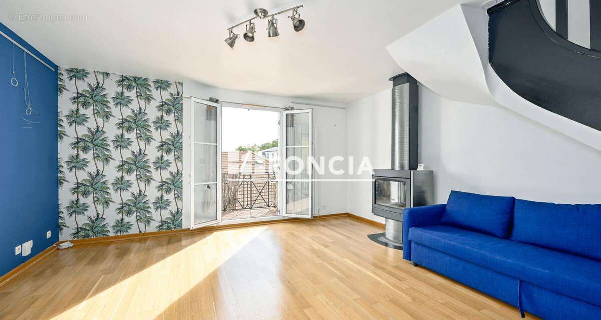 Appartement à LE PLESSIS-ROBINSON