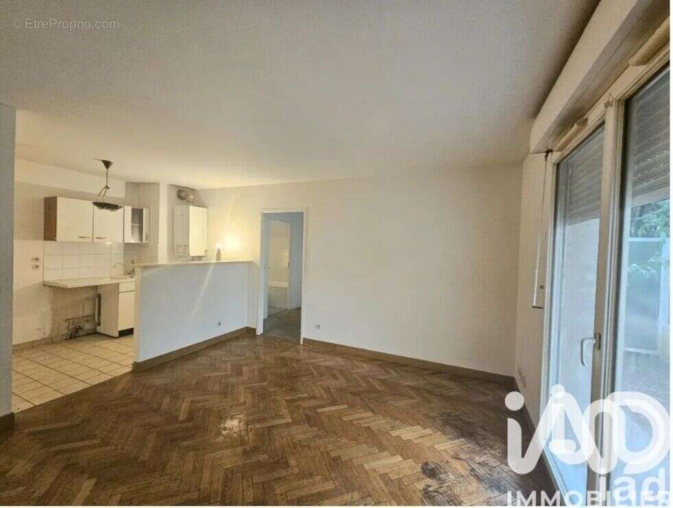 Photo 3 - Appartement à VITRY-SUR-SEINE