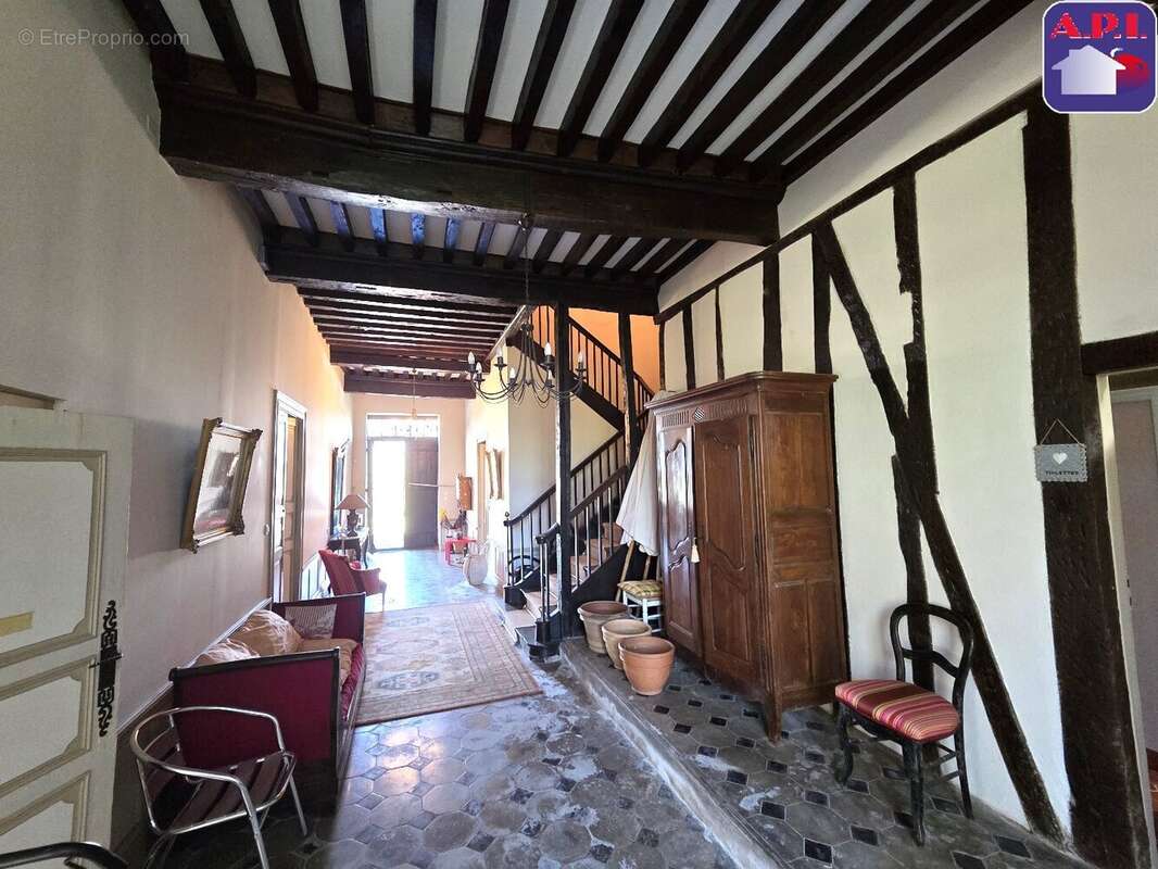 Maison à SAVERDUN