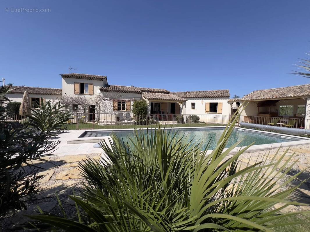 Maison à CHEVAL-BLANC