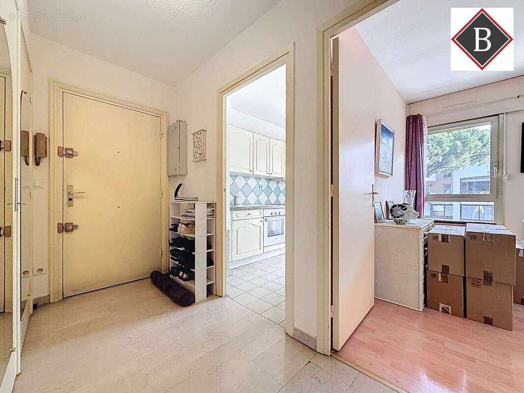 Appartement à MOUGINS