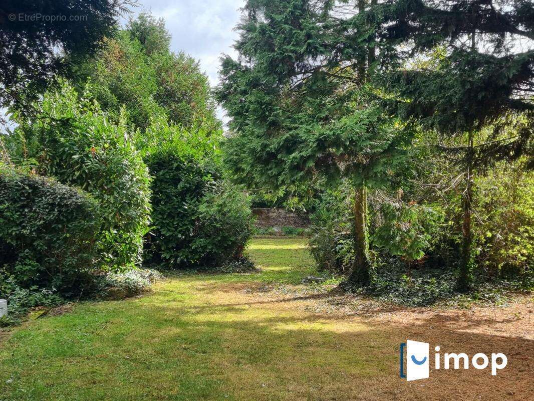 Maison à CORMEILLES