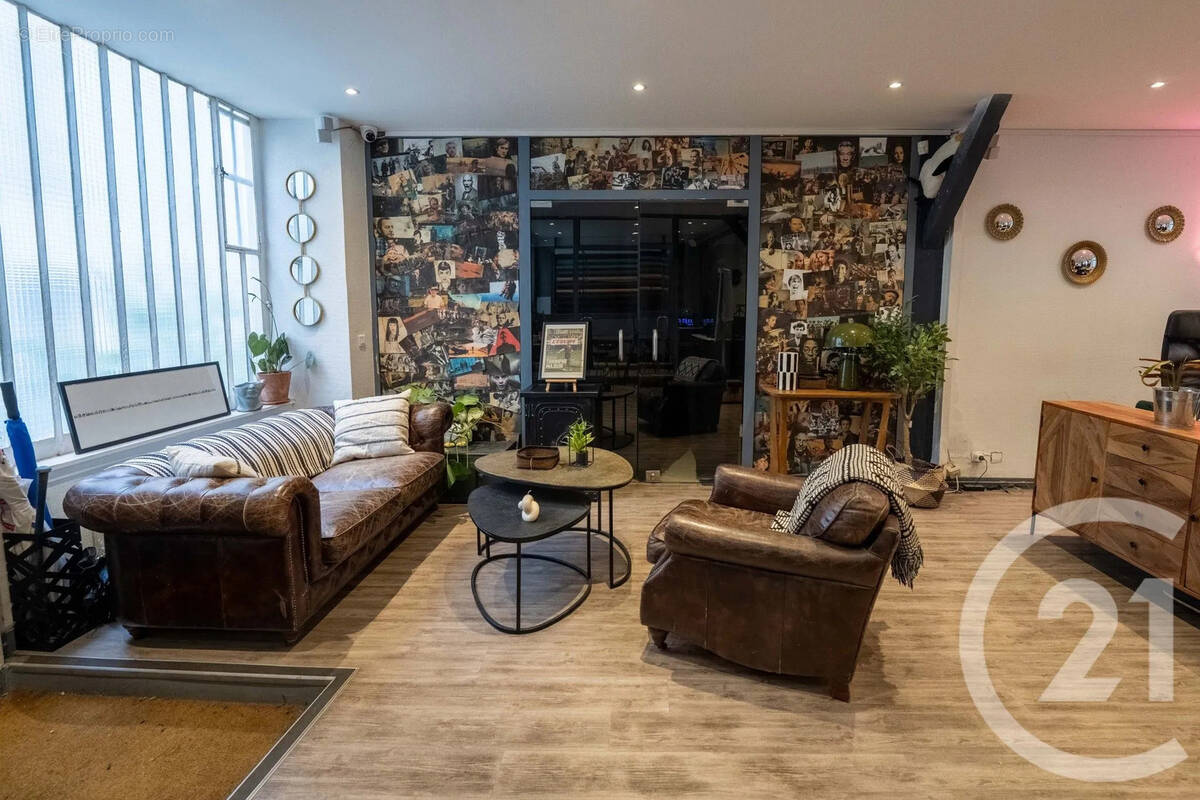 Appartement à PARIS-11E
