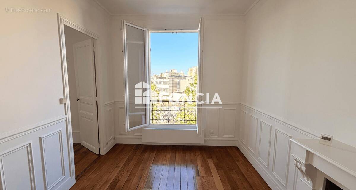 Appartement à AUBERVILLIERS