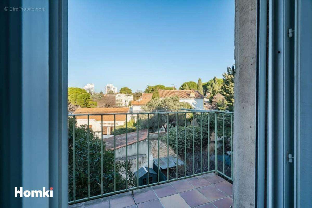 Appartement à MARSEILLE-12E