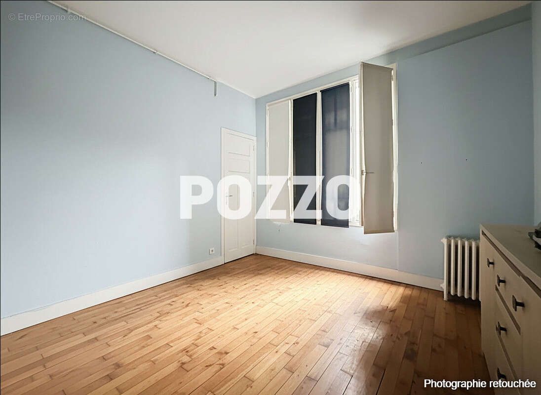 Appartement à VILLEDIEU-LES-POELES