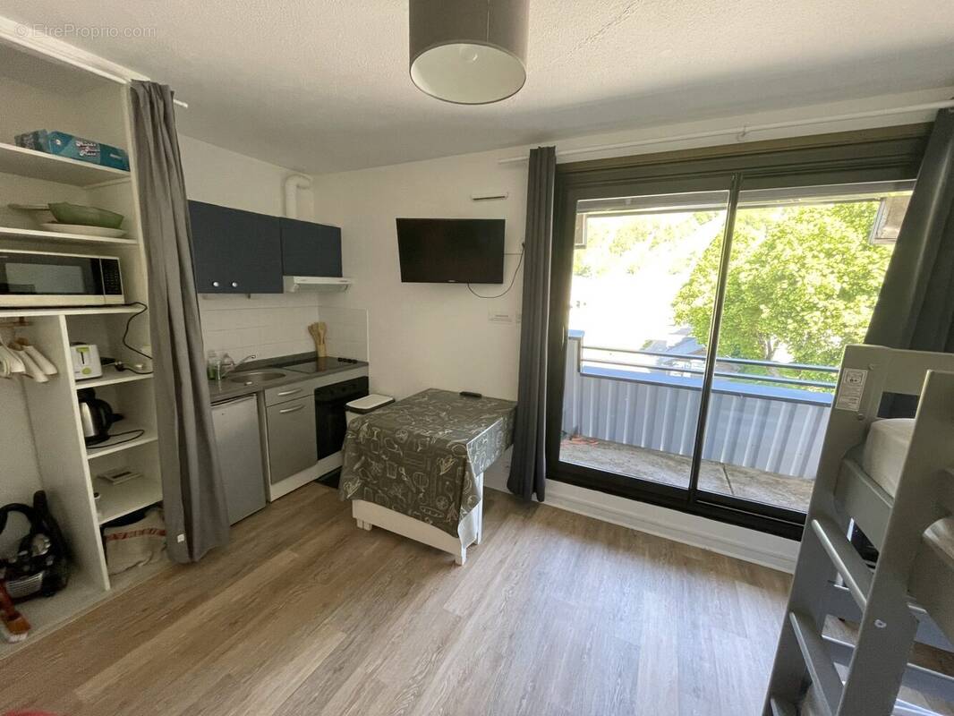Appartement à BESSE-ET-SAINT-ANASTAISE