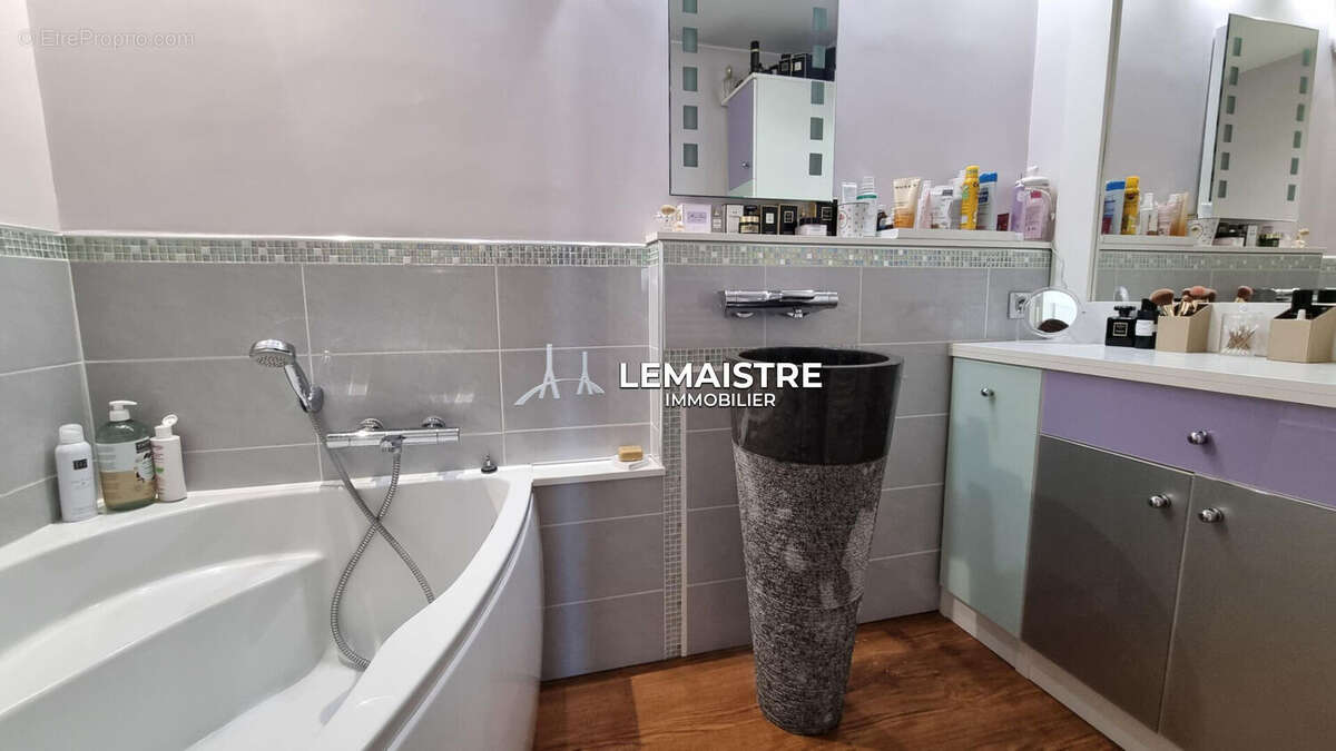 Appartement à BOIS-GUILLAUME