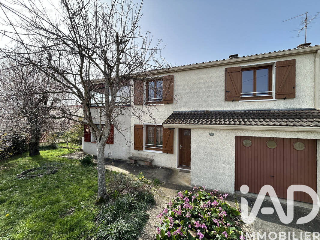 Photo 1 - Maison à CASTELGINEST