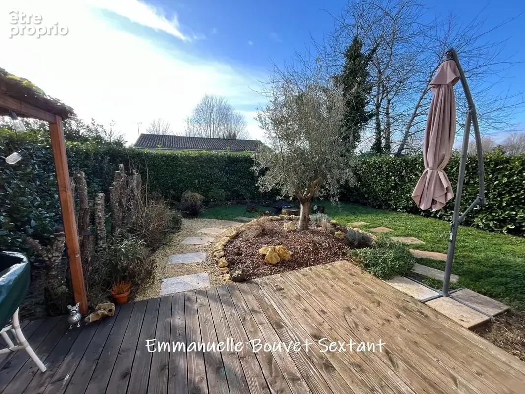 BERGERAC, quartier calme, maison semi-mitoyenne, jardin, garage, 3 chambres, vie de plain-pied possible, pas de travaux - photo 4