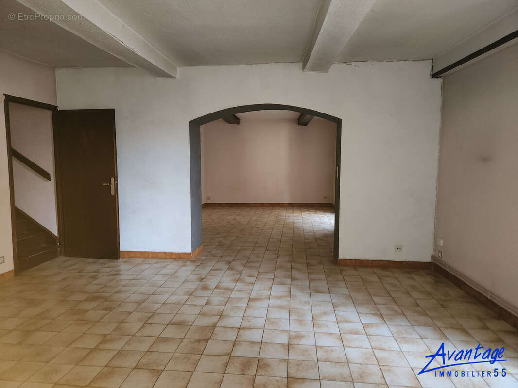 Maison à NAIVES-ROSIERES