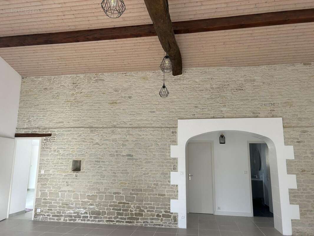 IMG9351 - Maison à SAINT-SYMPHORIEN