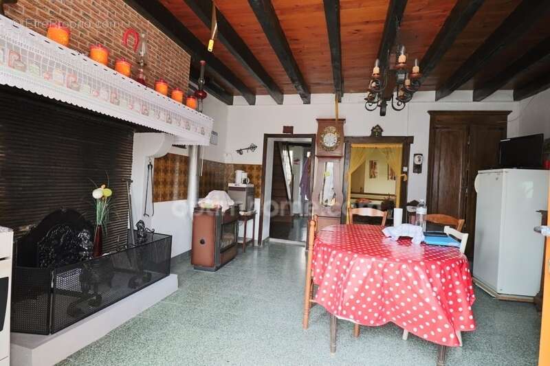 Maison à SAINT-LEGER-MAGNAZEIX