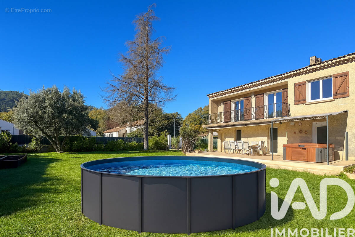 Photo 1 - Maison à NANS-LES-PINS